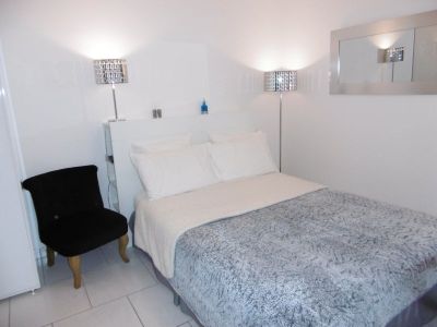 chambre contemporaine Ardèche Sud