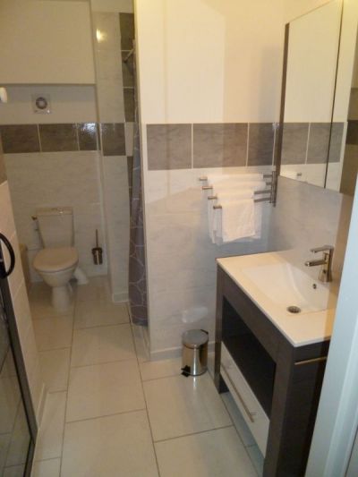 la salle de bain chambre d'hôte contemporaine